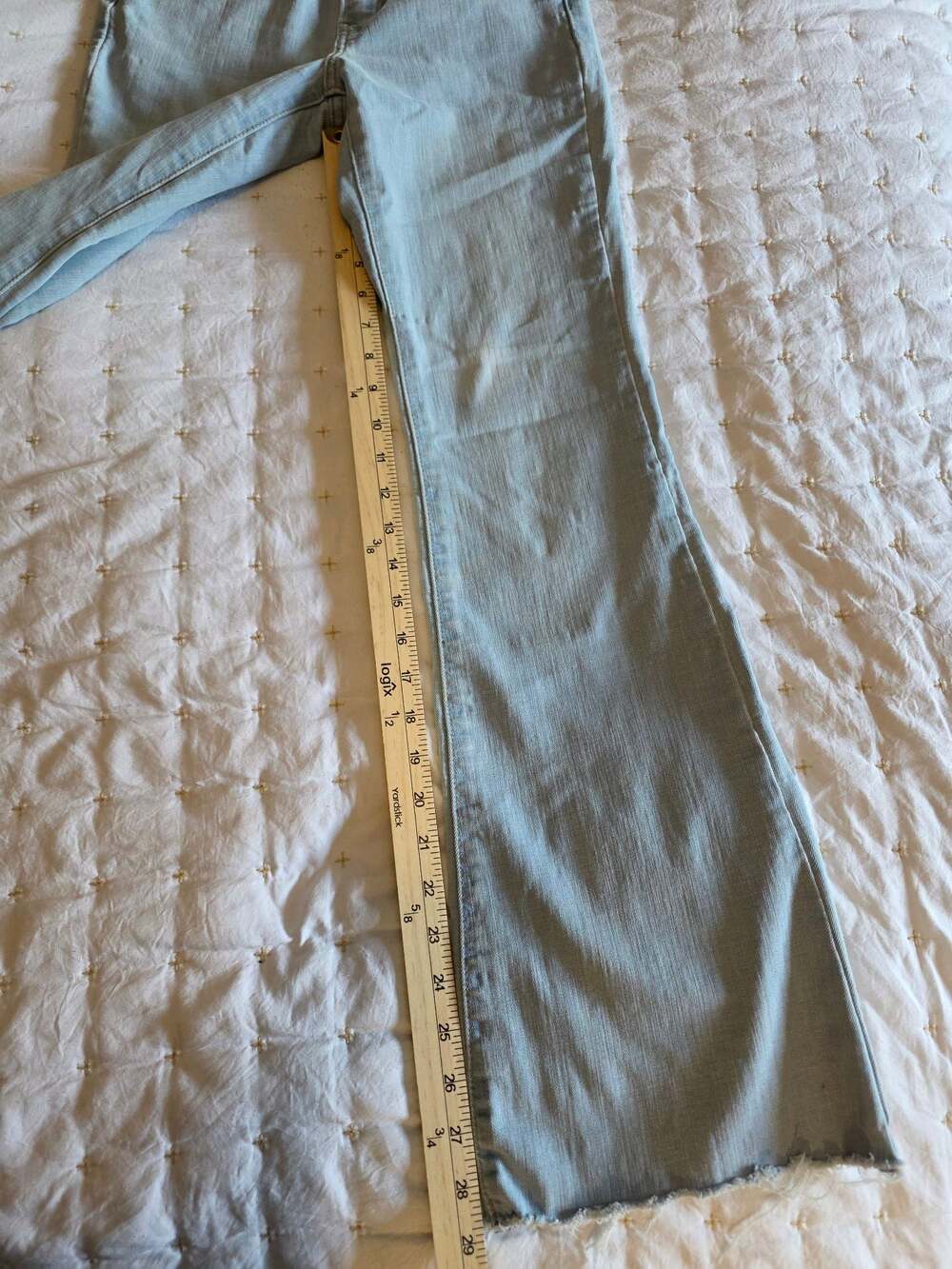 Levi's 726 High-Rise Flare Jeans in Light Wash - Picture 3 of 7